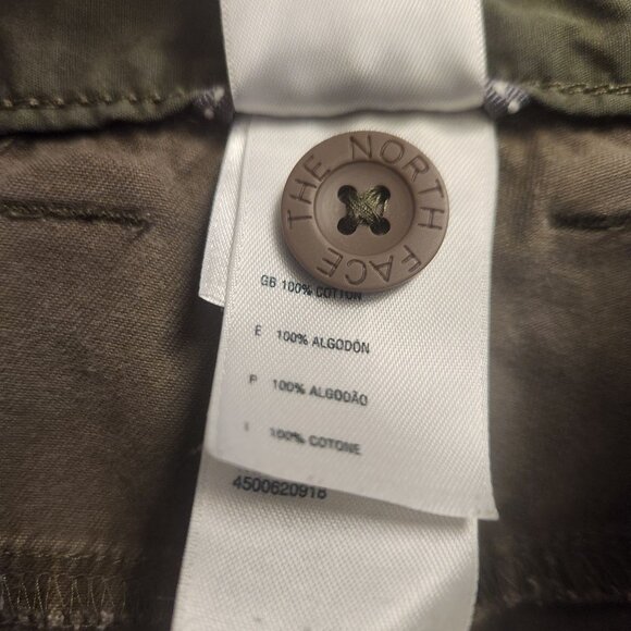 The North Face Mens 36 Short Olive Green Khaki Casual Outdoors Gorpcore Chino Pa - Picture 8 of 9